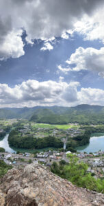 遠見山景色