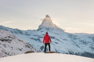 高山病になりやすい人の特徴と年齢による差