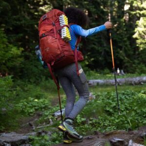 コンパクトに折りたたんだ登山用座布団
