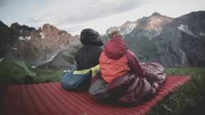 登山用シュラフおすすめ9モデルのスペック比較