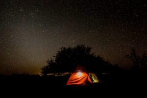 登山用ランタンを選ぶときに比較する重量・明るさ・点灯時間のポイント